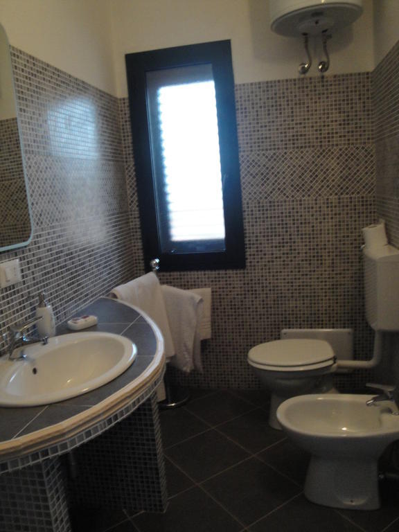 La Jatta Hotel Budoni Room photo