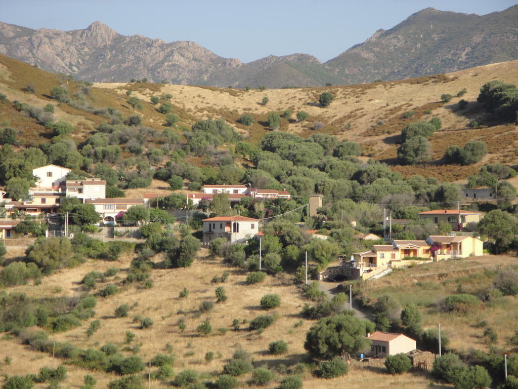 La Jatta Hotel Budoni Exterior photo